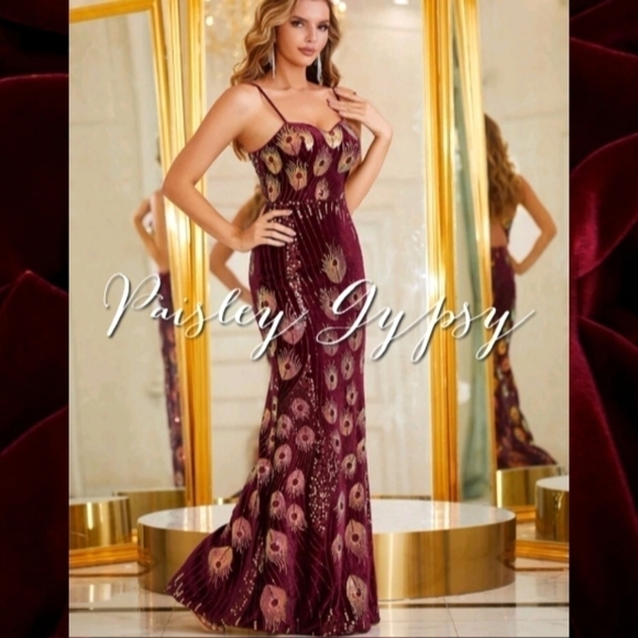 GLAMOROUS HIGH FASHION BURGUNDY MERMAID CONTRAST SEQUIN PEACOCK DESIGN G…